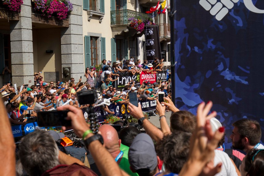 utmb-finish-fighting-for-shots