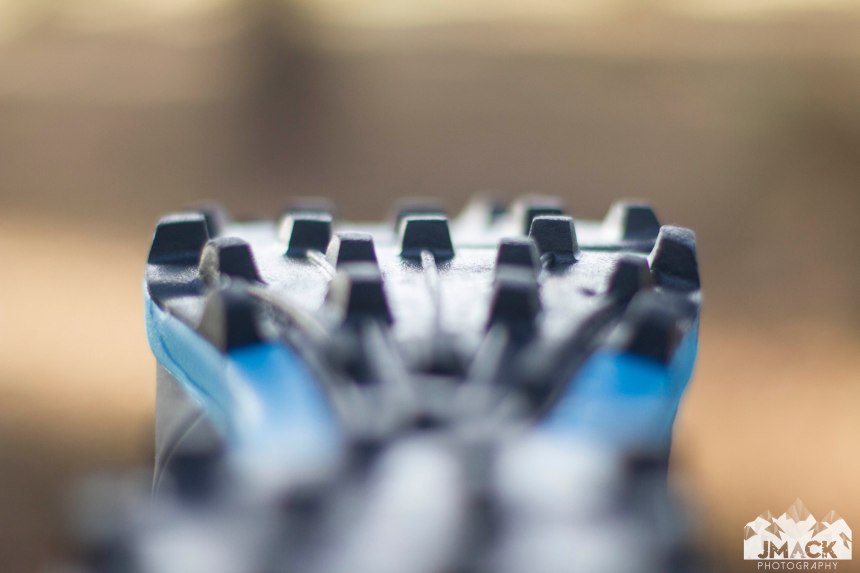 inov-8 X-talon 230 sole