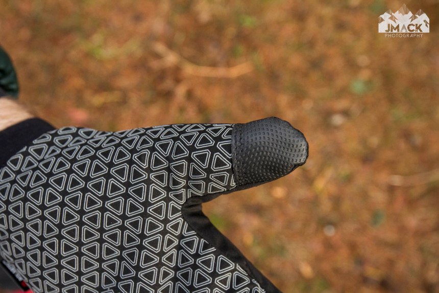 inov8 extreme mitt thumb