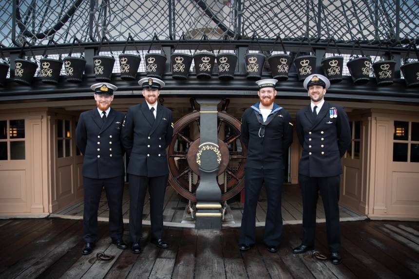 HMS_OARDACIOUS_051218_(AP)016